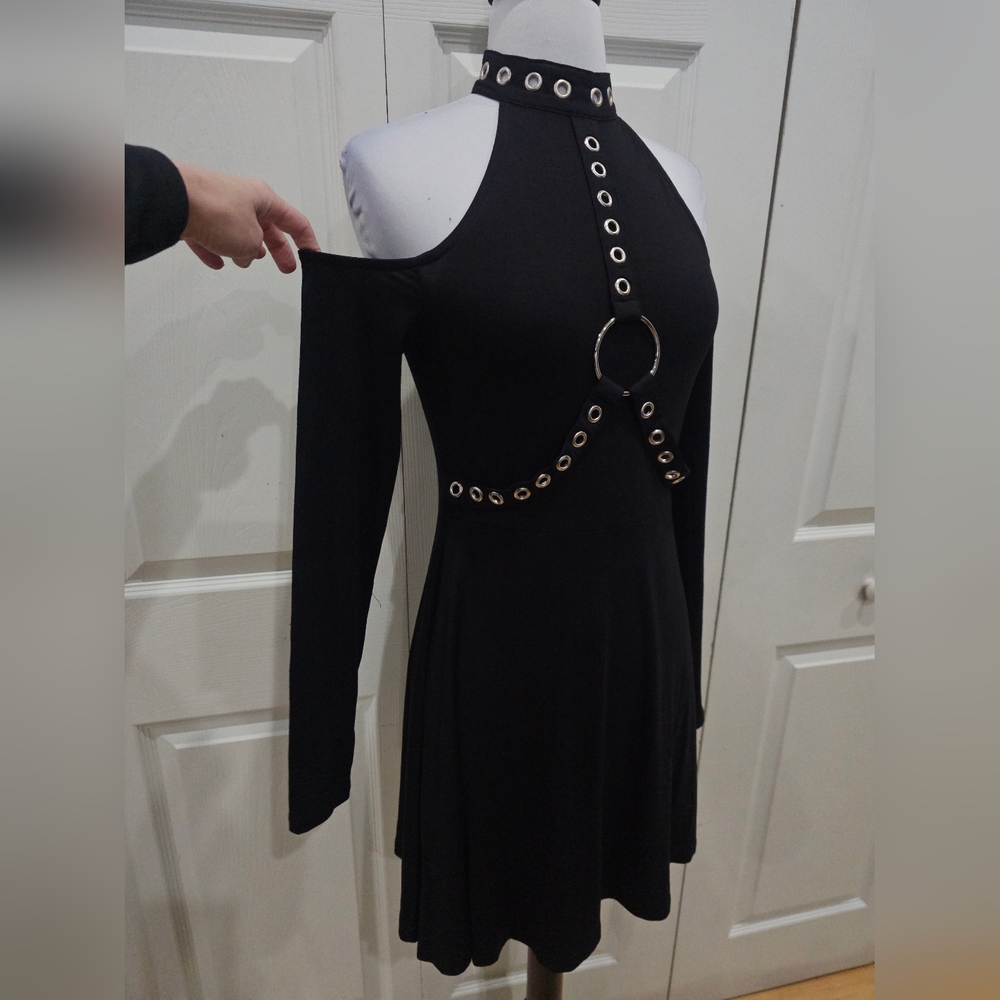 Killstar Goth Black Silver O Ring Grommet Harness Helter Long Sleeve Dress S NWT - Picture 5 of 6